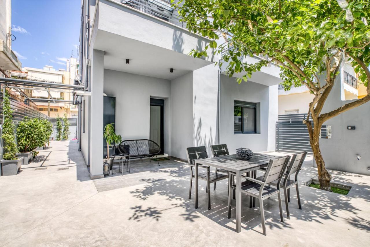 Spacious Flat With Courtyard And Private Parking! Apartment Athens Ngoại thất bức ảnh